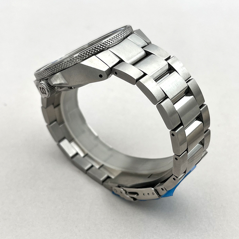 Серебряные корпуса часов Seiko – обзор и цена Citizen Watch Tsuyosa